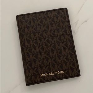Michael Kors wallet brand new